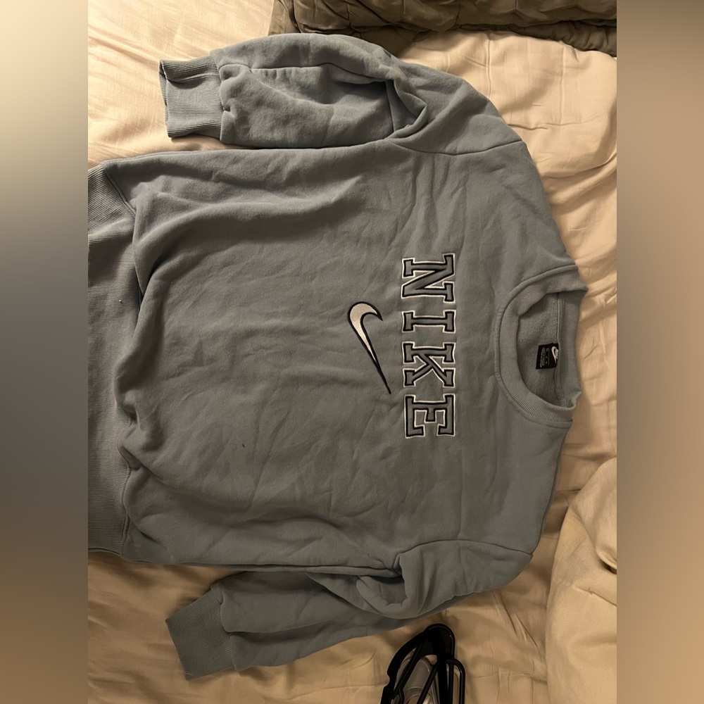 Large Nike Sweatshirt